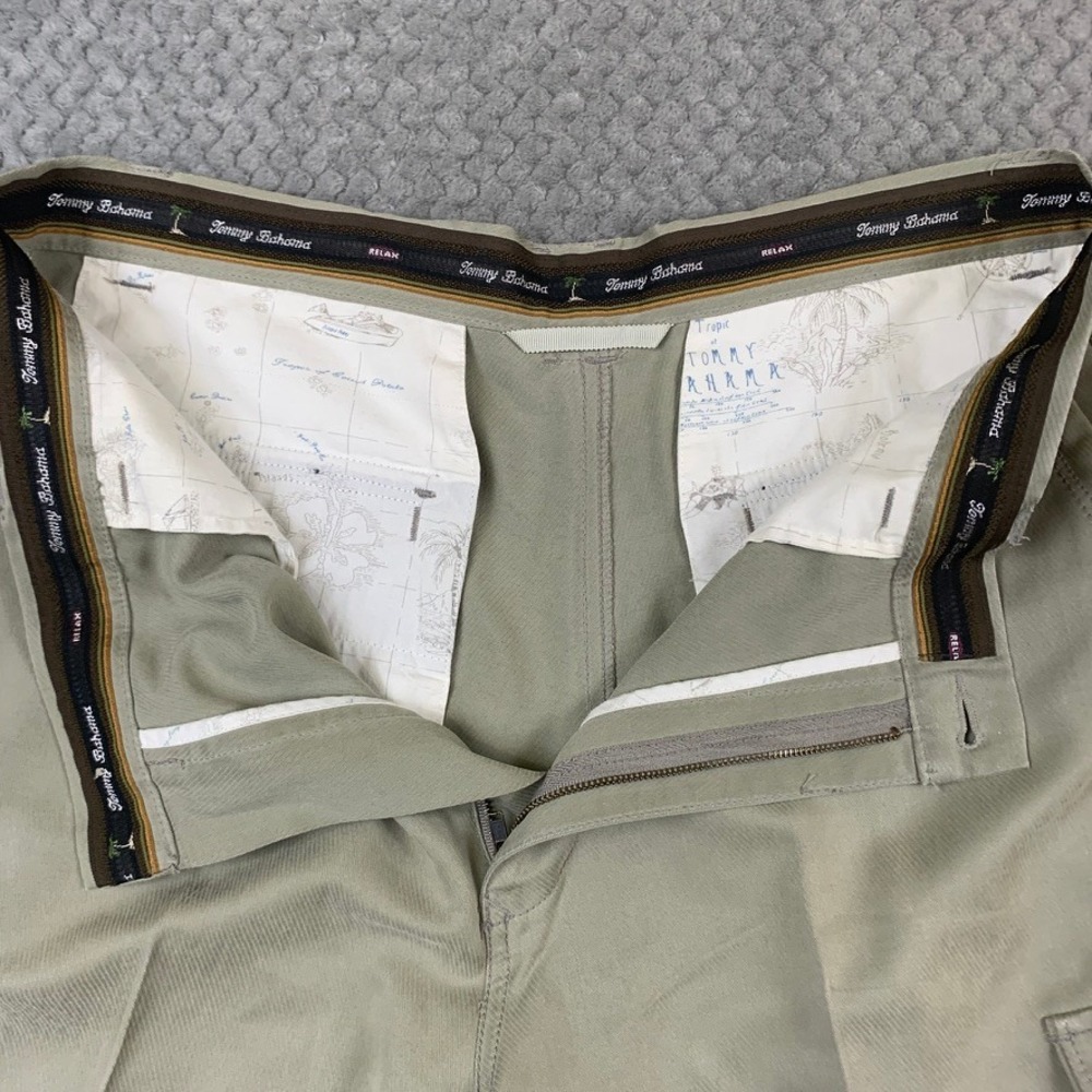 Tommy Bahama Mens 100% Silk Cargo Shorts Khaki Tan Size 34 Relaxed Island Summer - Picture 10 of 11